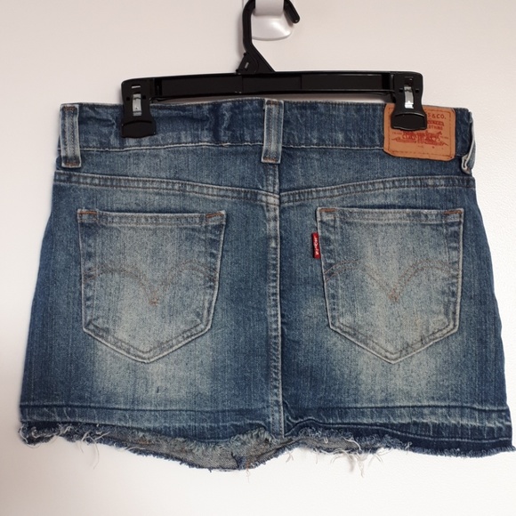Levi's Denim Skirt - Picture 2 of 8